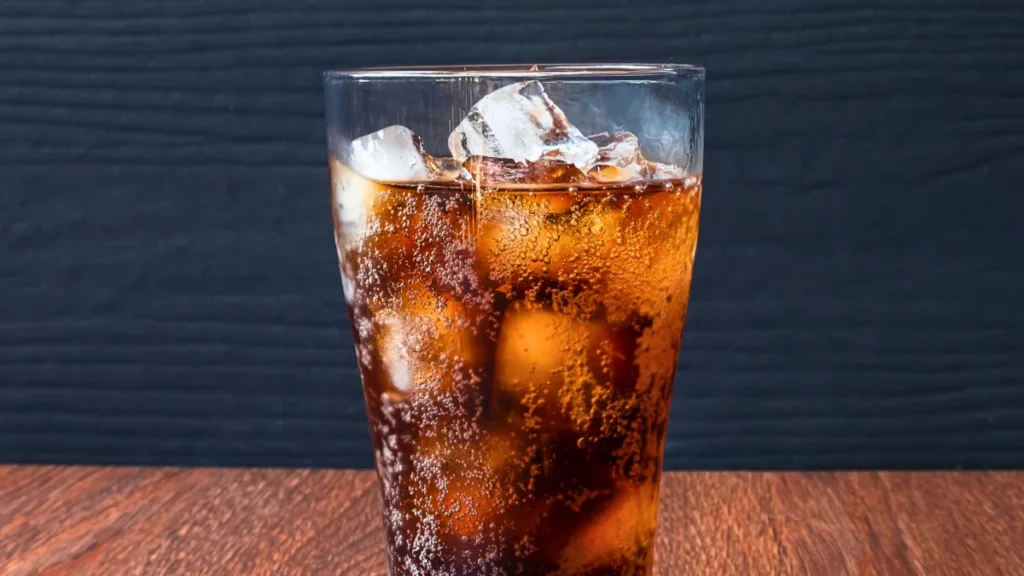 Cara Bikin Soda Buah Ala Kafe Tapi Hemat